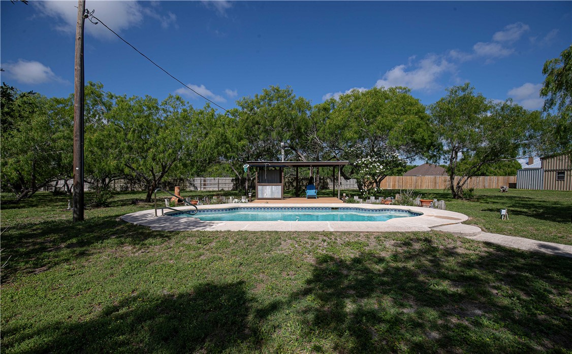 4713 Meadowlark Lane Property Photo 32