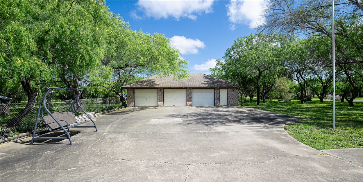 4713 Meadowlark Lane Property Photo 35