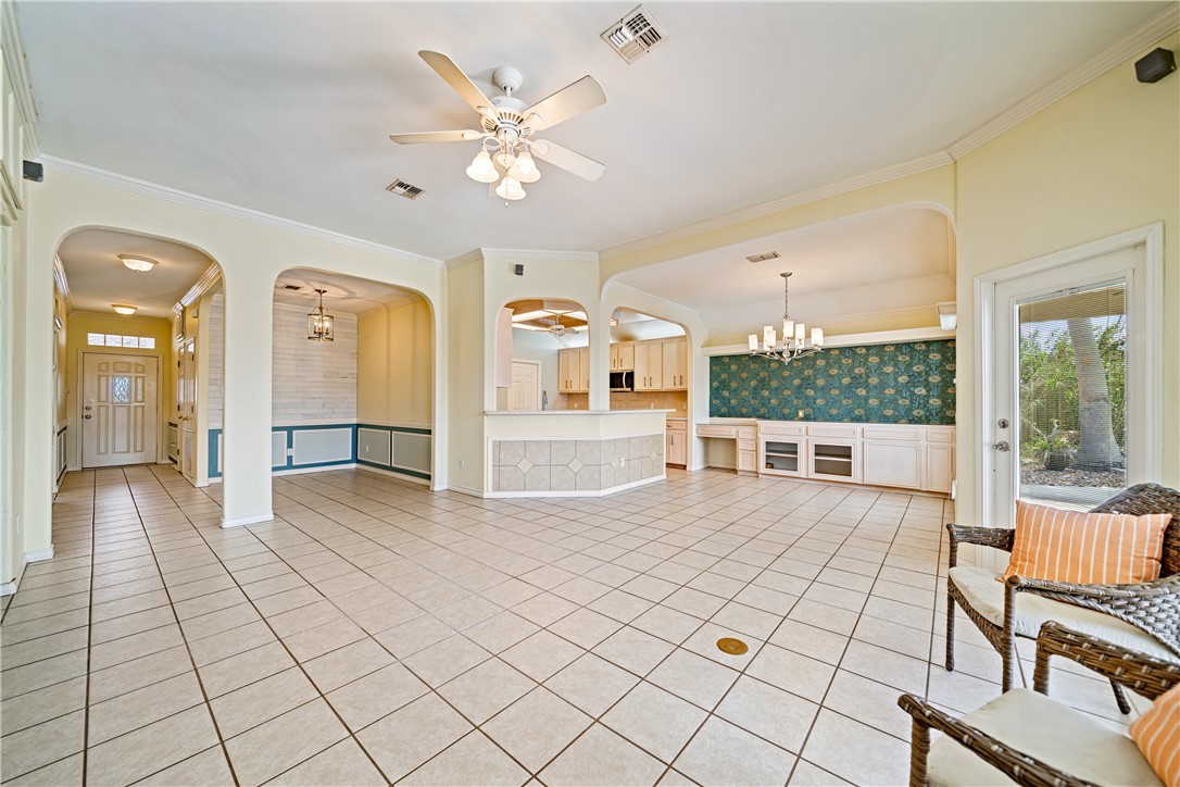 14825 Dasmarinas Dr Property Photo 5