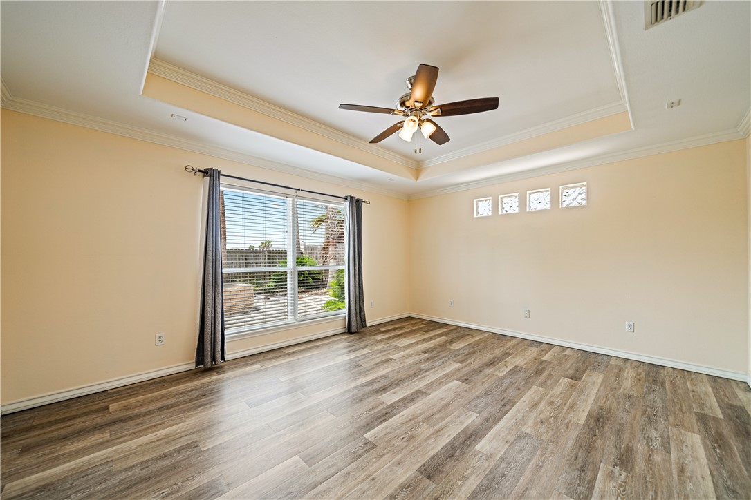 14825 Dasmarinas Dr Property Photo 8
