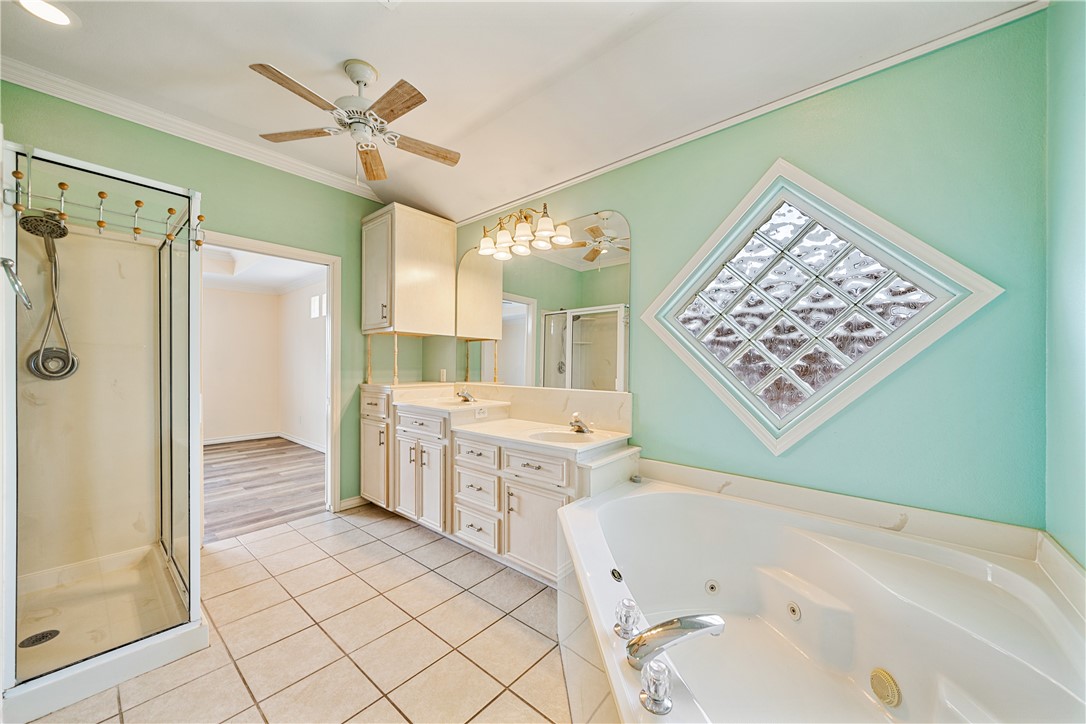 14825 Dasmarinas Dr Property Photo 10