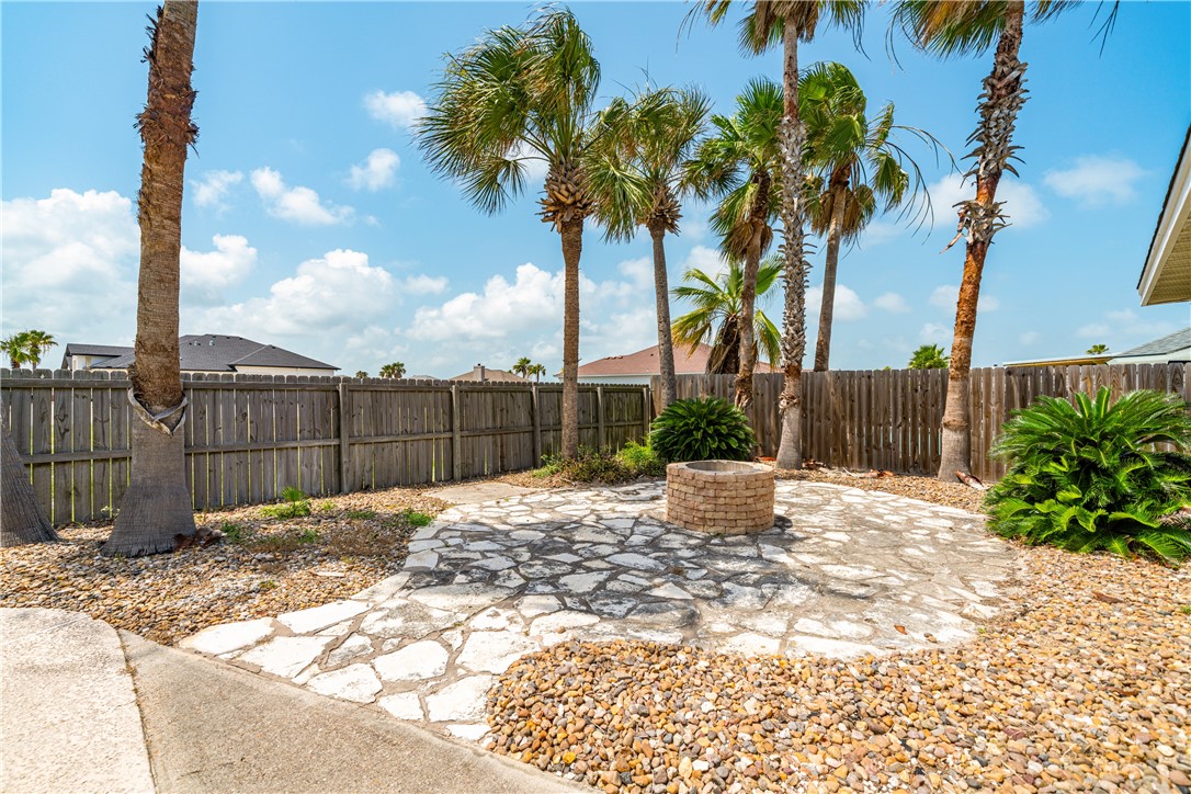 14825 Dasmarinas Dr Property Photo 16