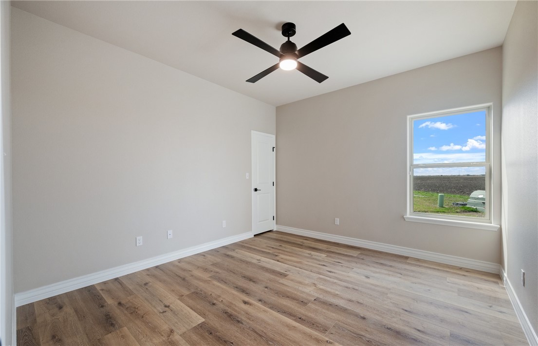 111 Webb St Property Photo 17