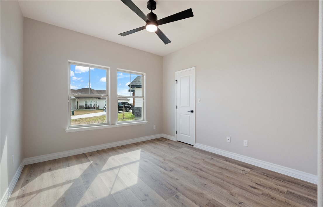 111 Webb St Property Photo 18