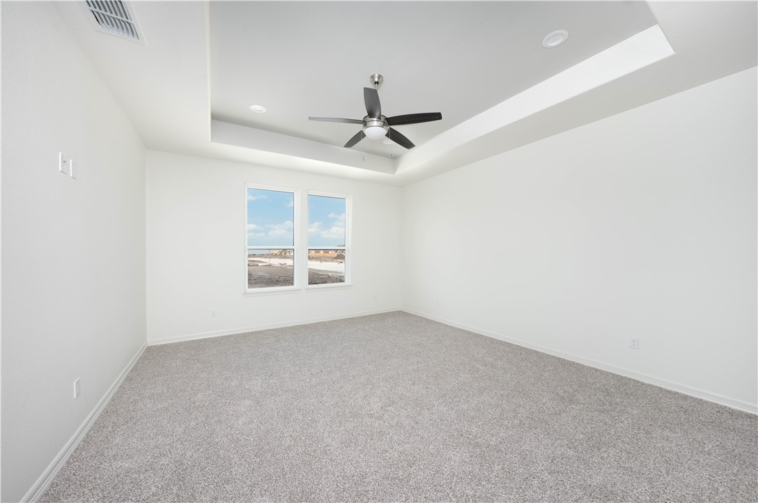 1402 Lois Chesney St Property Photo 18