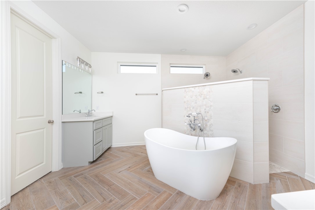 1402 Lois Chesney St Property Photo 20