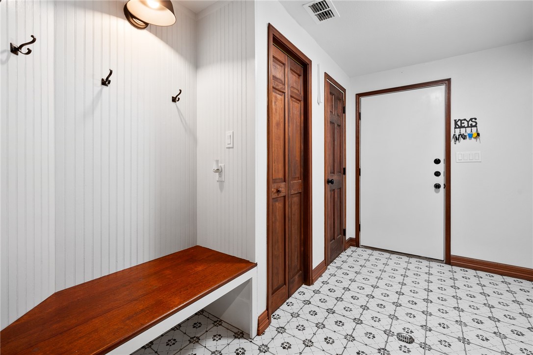 208 Doral Property Photo 11
