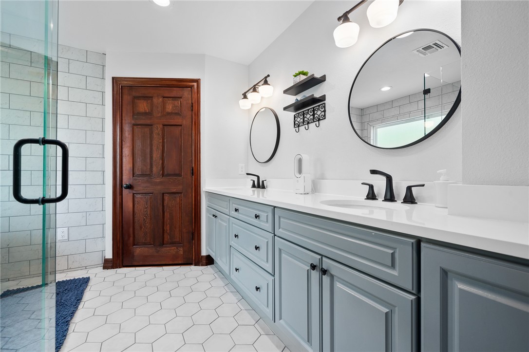 208 Doral Property Photo 22