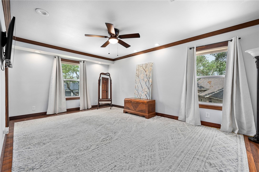 208 Doral Property Photo 27