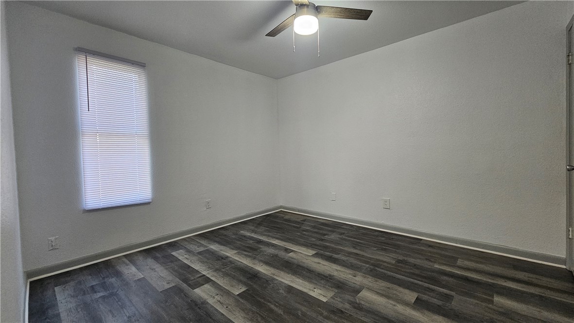 1717 Triple Crown Dr Property Photo 12