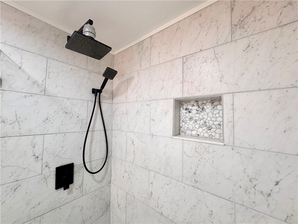 20 Townhouse Property Photo 30