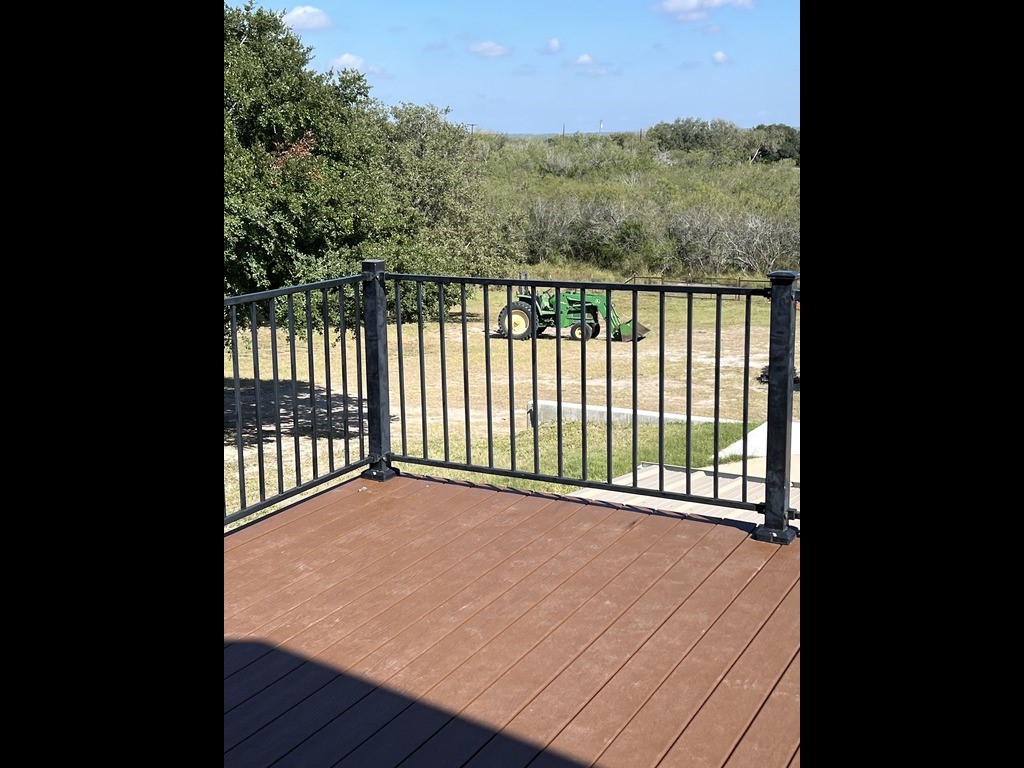 100 County Road 305 Property Photo 24