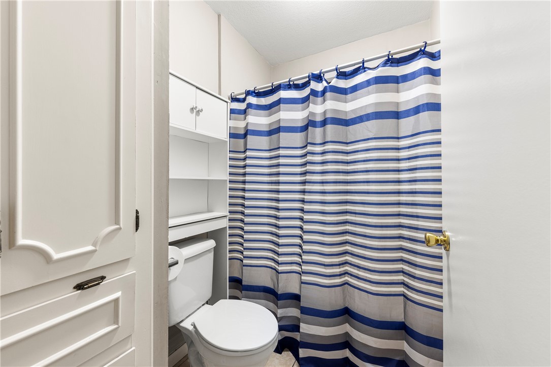 123 W Janin Circ Property Photo 18