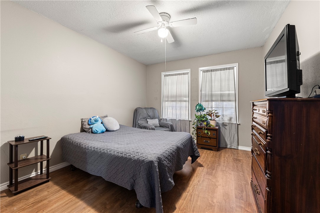 123 W Janin Circ Property Photo 26