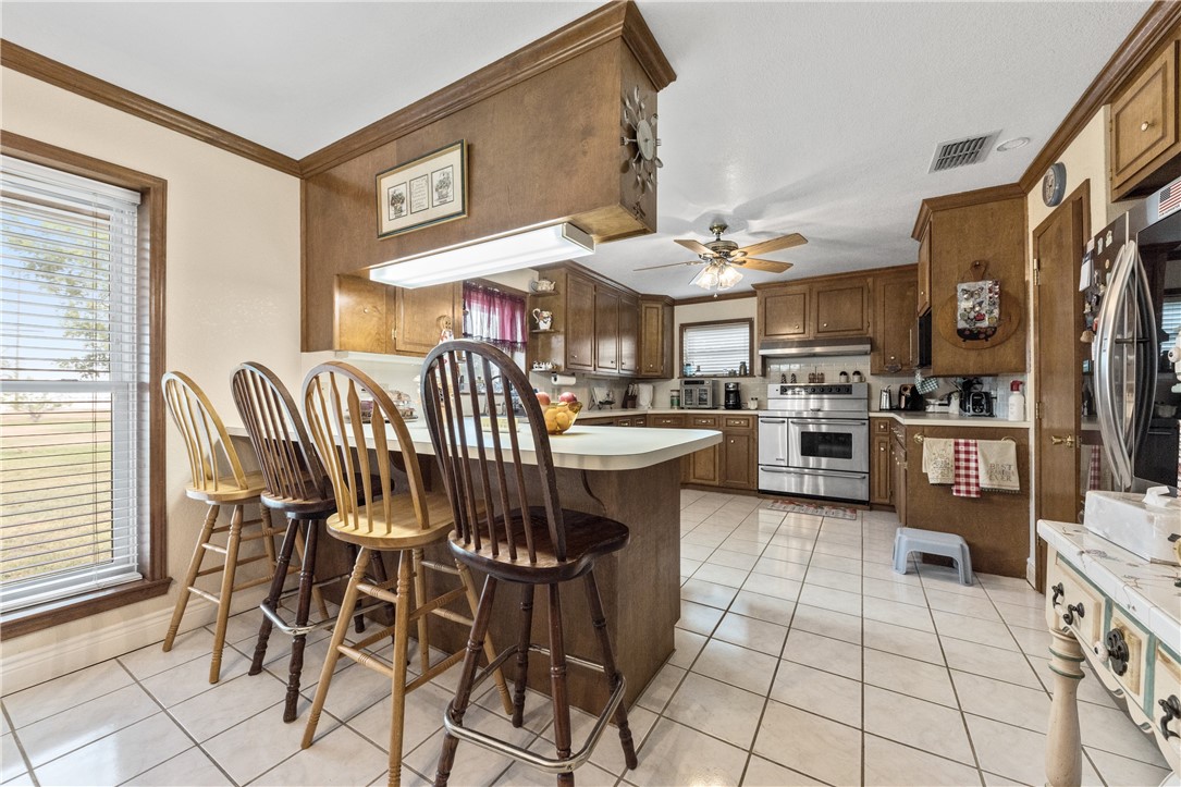 13789 Fm 1944 Property Photo 13