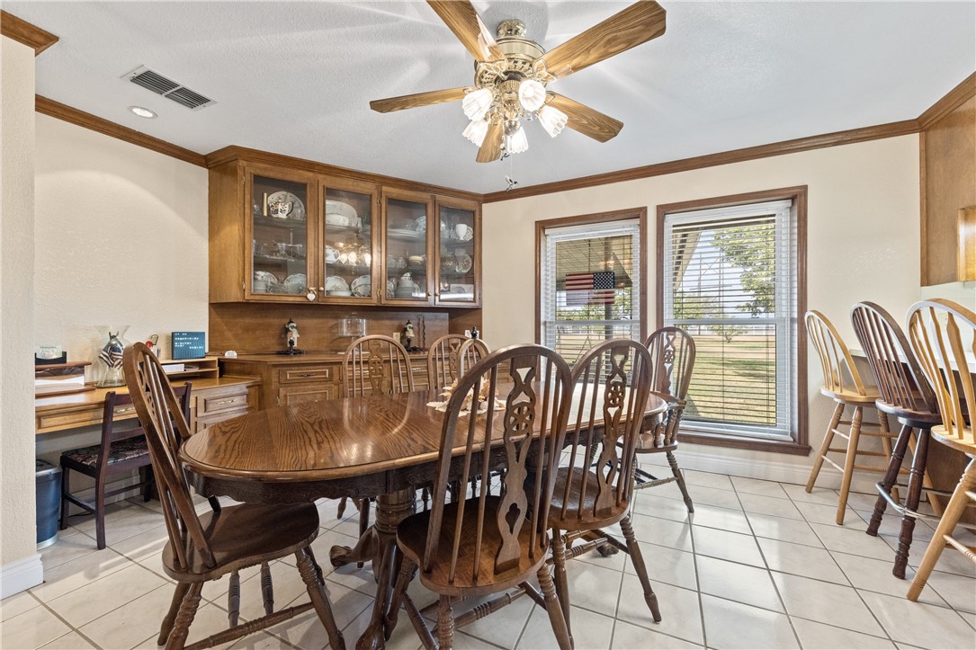 13789 Fm 1944 Property Photo 14