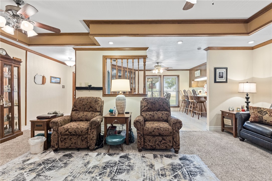 13789 Fm 1944 Property Photo 15