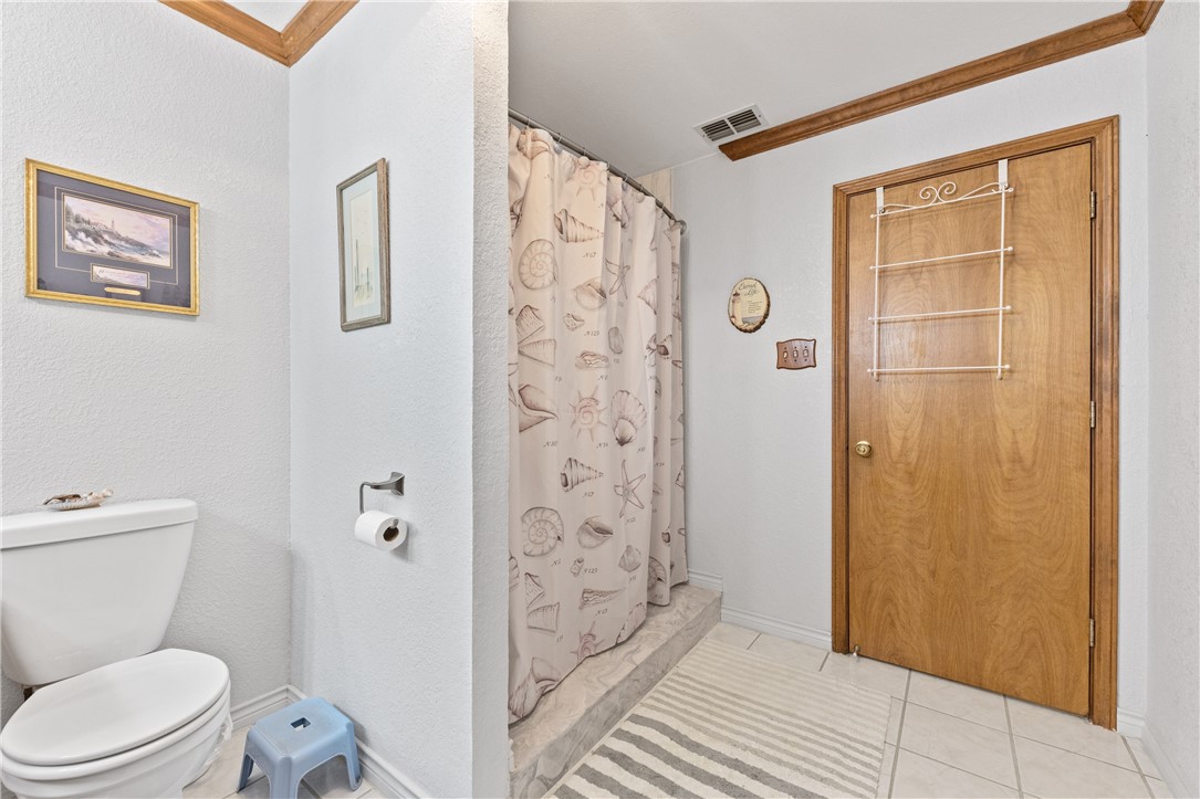 13789 Fm 1944 Property Photo 25