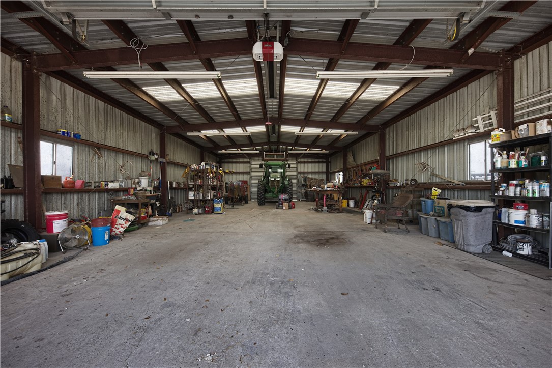 13789 Fm 1944 Property Photo 32