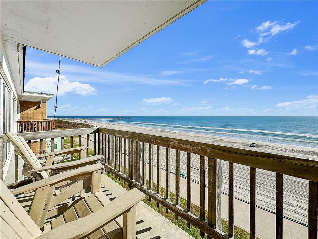 14810 Windward Dr 610 Property Photo 16