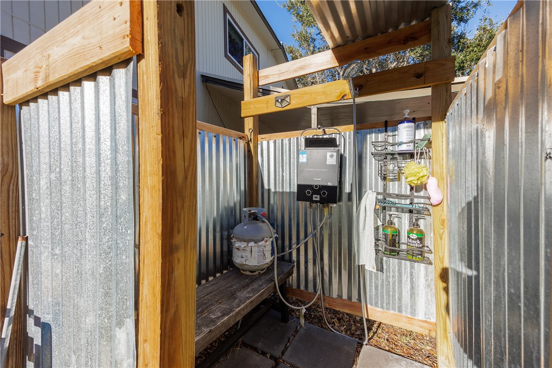871 State Highway 188 Property Photo 32