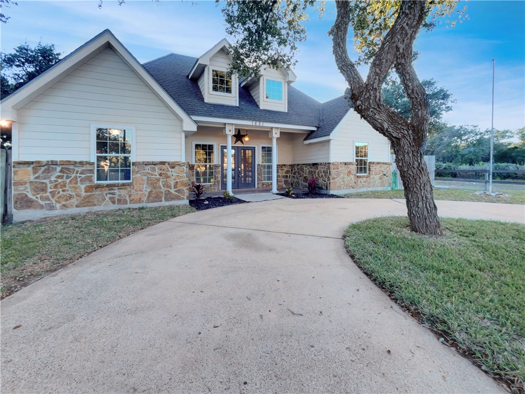 1651 4th St Property Photo