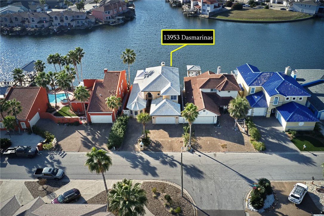 13953 Dasmarinas Dr Property Photo 2