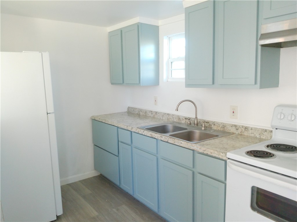 801 S Alameda St A Property Photo 3