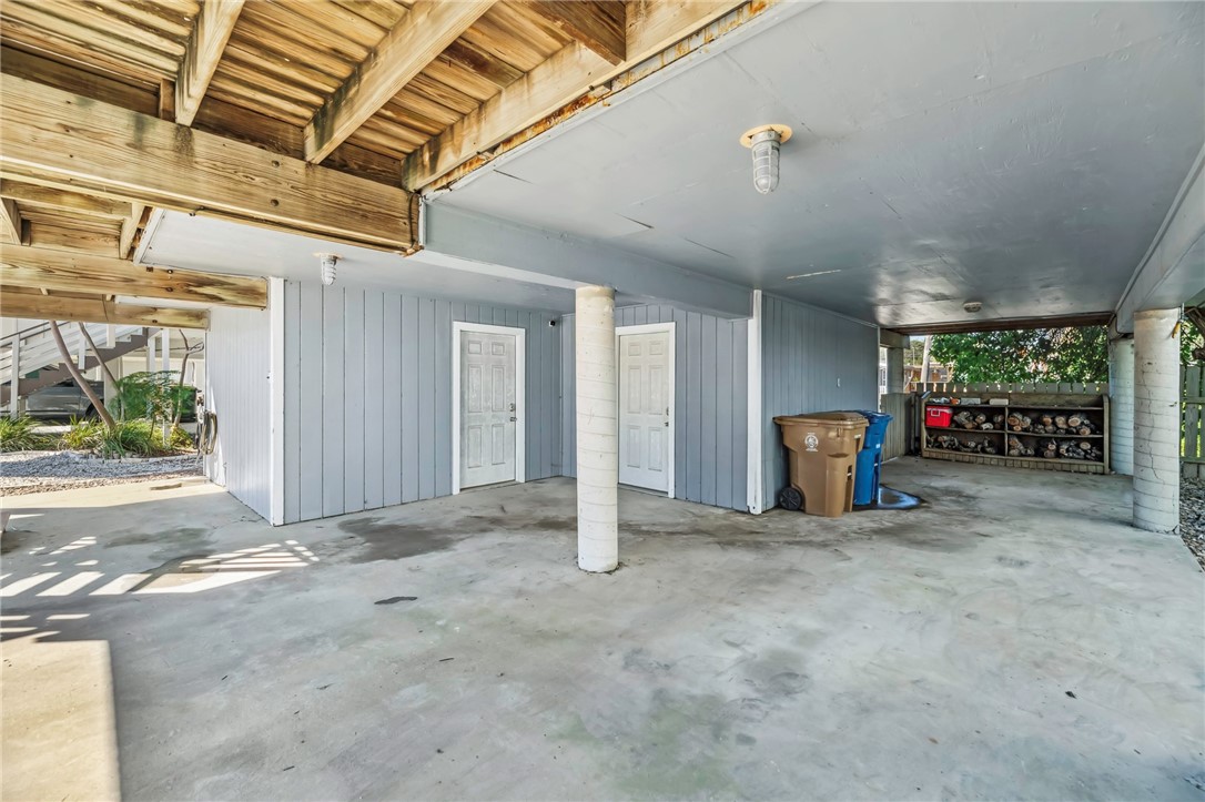 3222 Laguna Shores Road Property Photo 3
