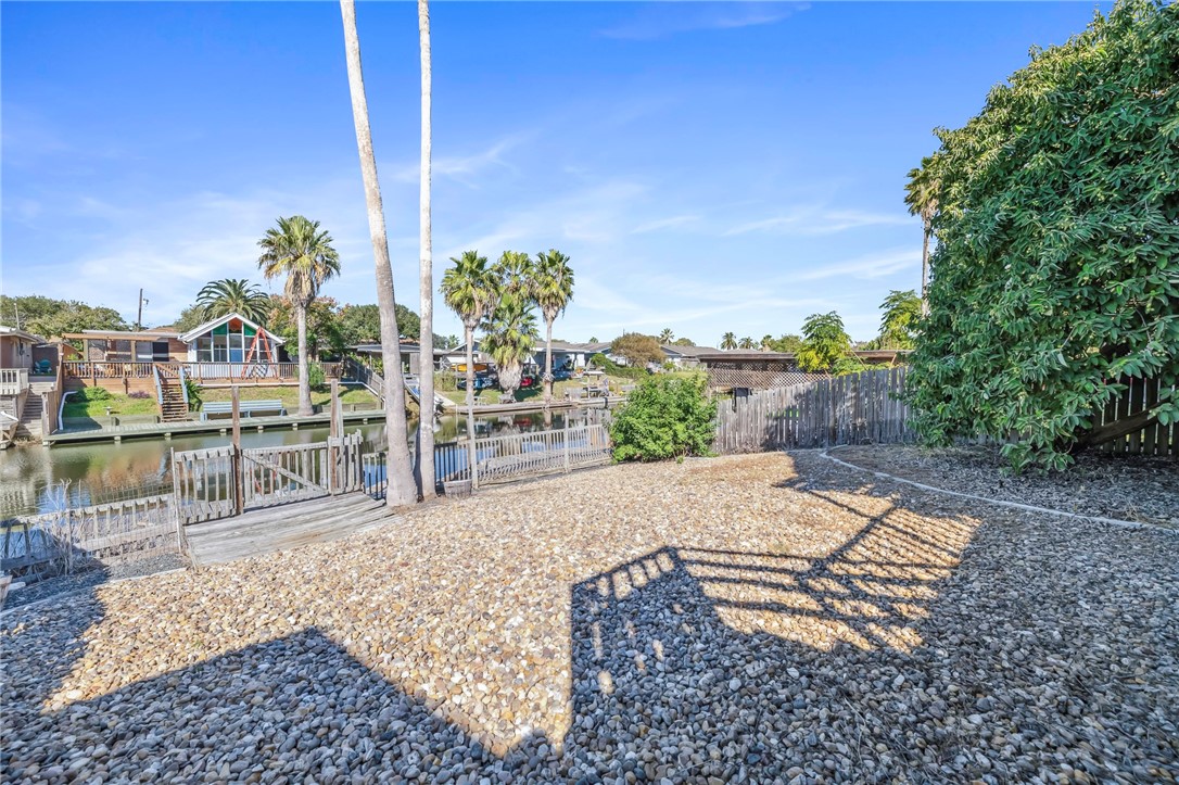3222 Laguna Shores Road Property Photo 5