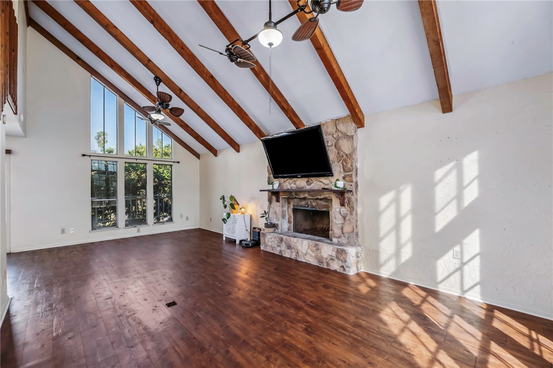3222 Laguna Shores Road Property Photo 13
