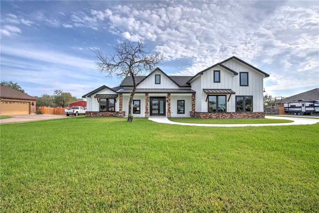 5490 Lonesome Dove Property Photo 2