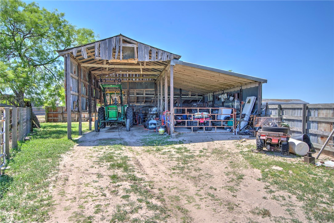 4003 Fm-1349 Property Photo 24