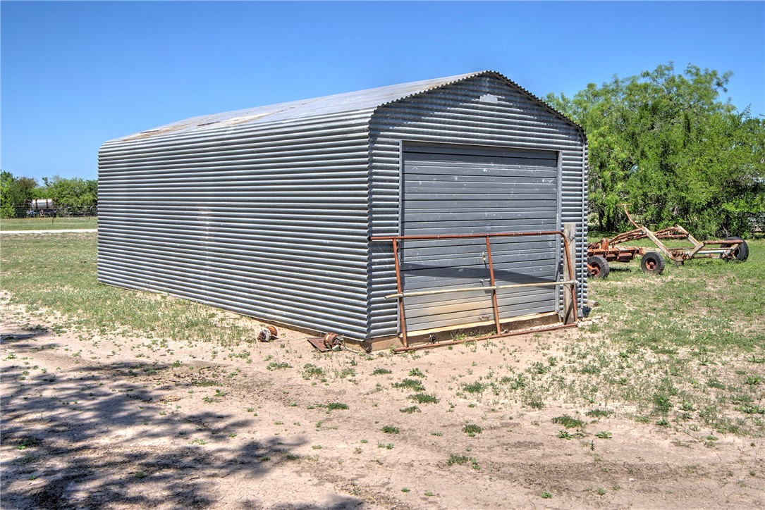 4003 Fm-1349 Property Photo 27