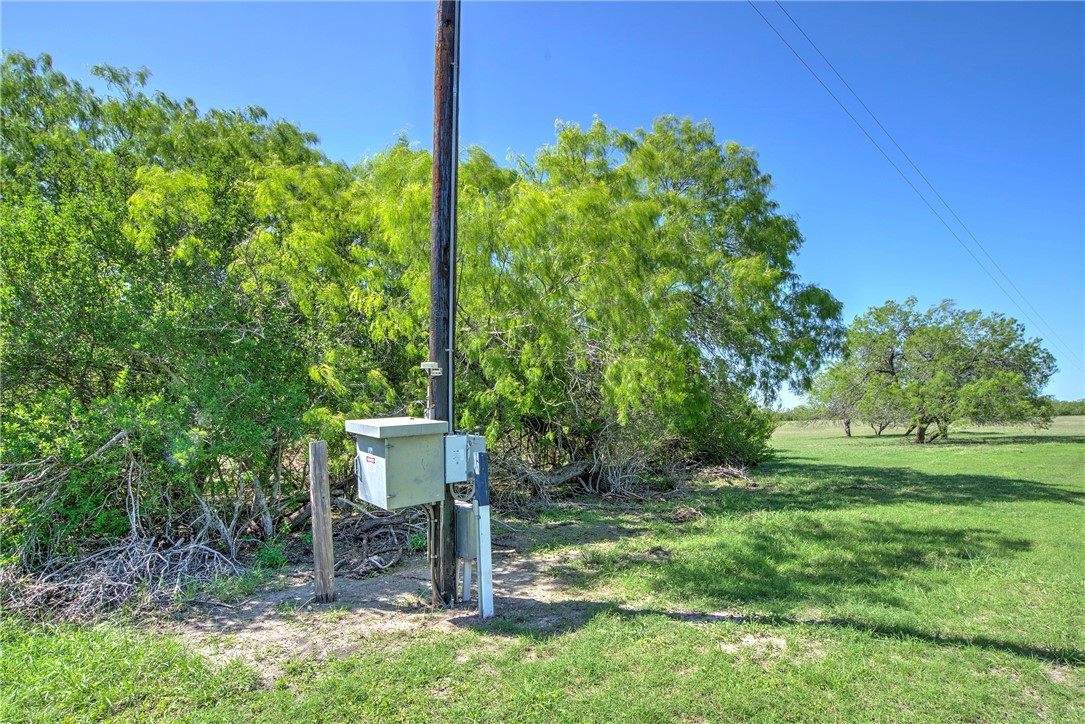 4003 Fm-1349 Property Photo 38