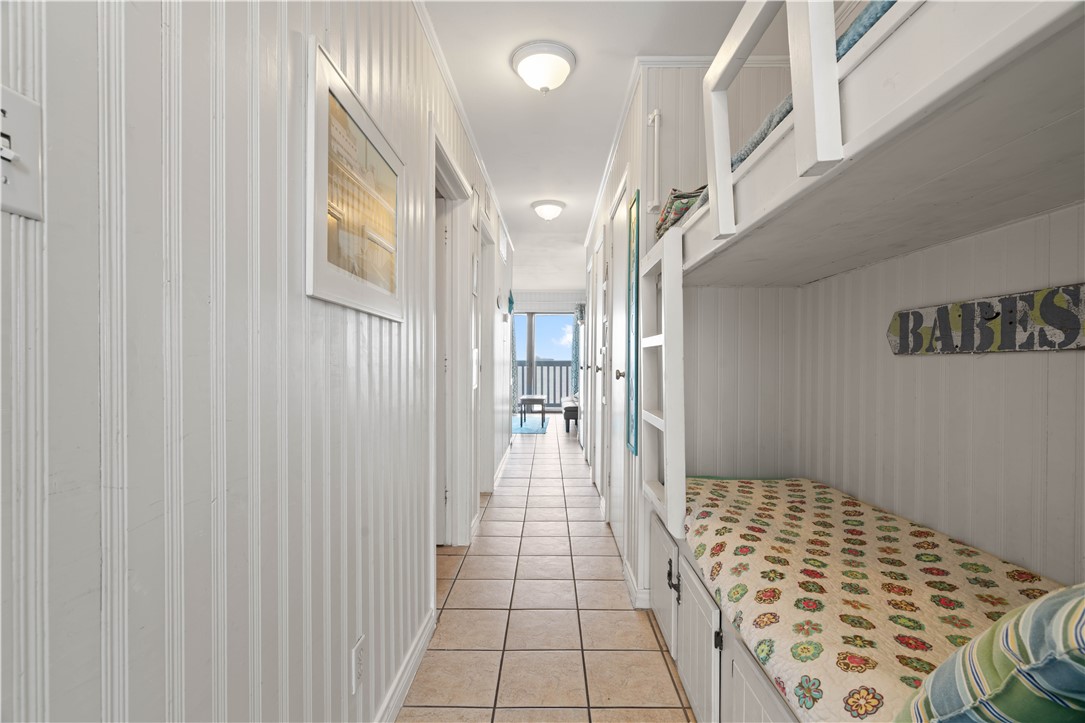 3938 Surfside Blvd 1200 Property Photo 8