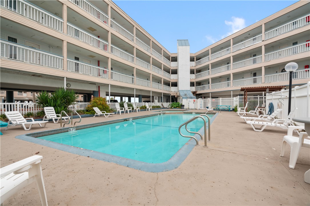 3938 Surfside Blvd 1200 Property Photo 12