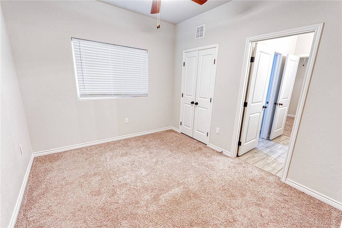 1725 Flagship Dr Property Photo 29