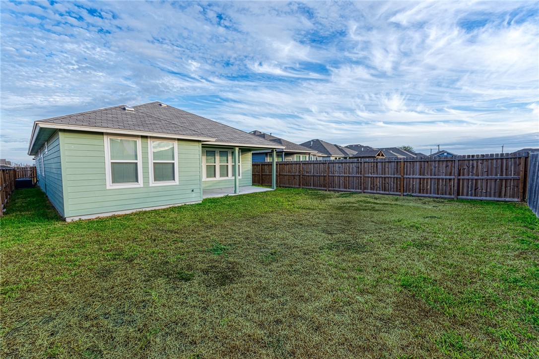 1725 Flagship Dr Property Photo 33