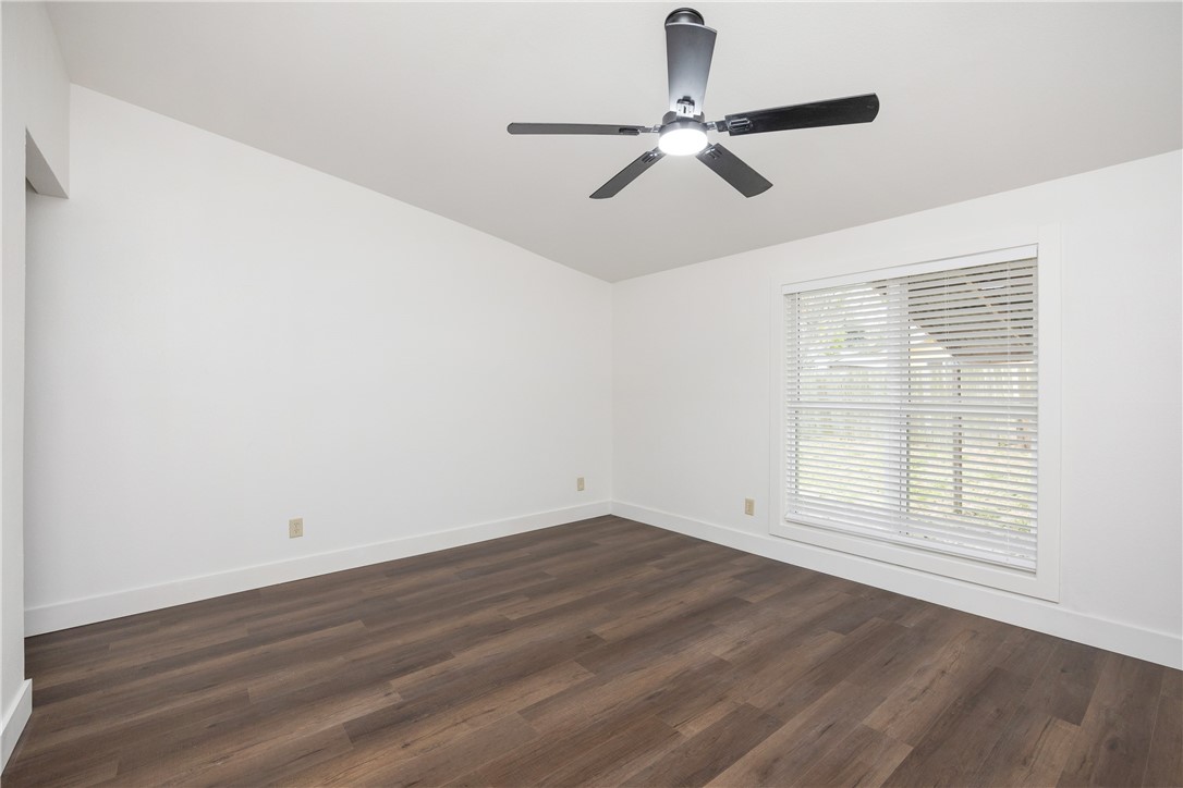 425 Antares Dr Property Photo 12