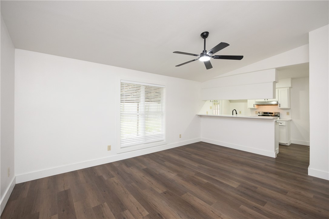 425 Antares Dr Property Photo 15