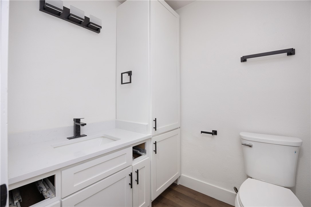 425 Antares Dr Property Photo 22