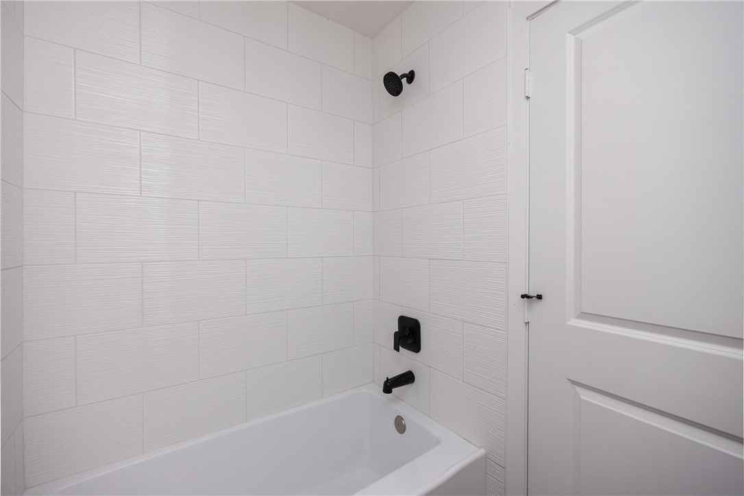 425 Antares Dr Property Photo 23