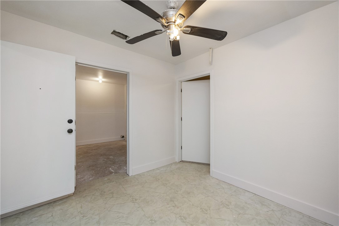 425 Antares Dr Property Photo 31