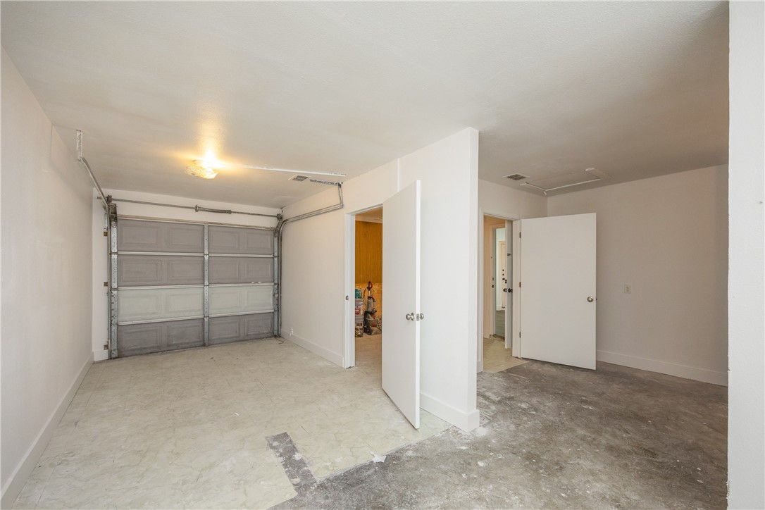 425 Antares Dr Property Photo 34