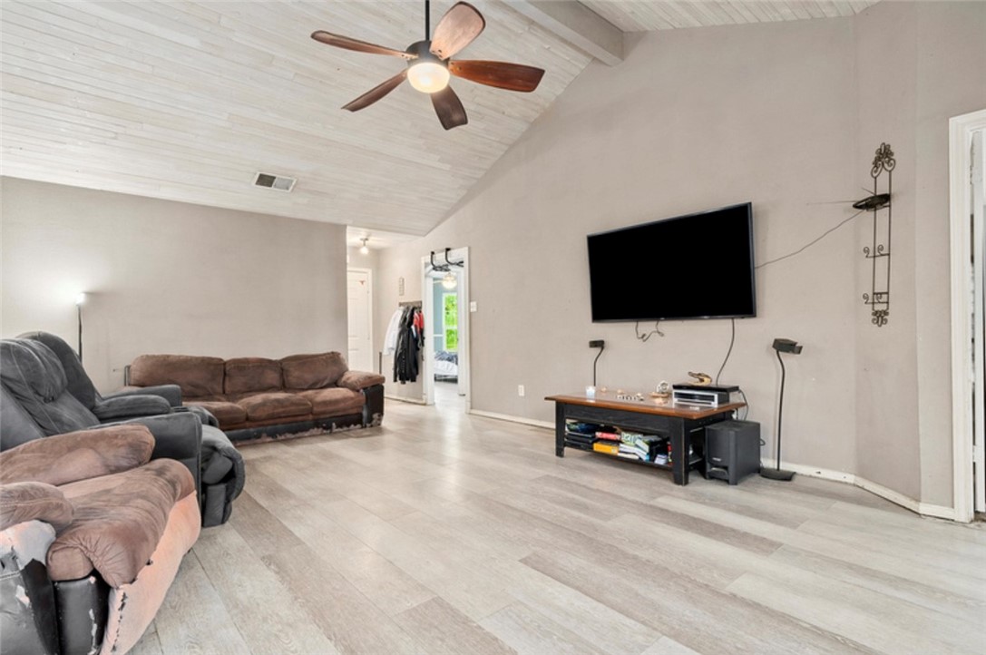 2175 Timberleaf Property Photo 7