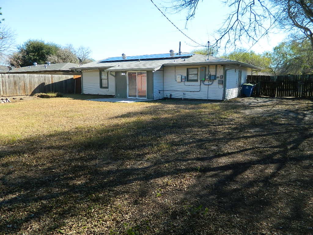101 Maple Dr Property Photo 22