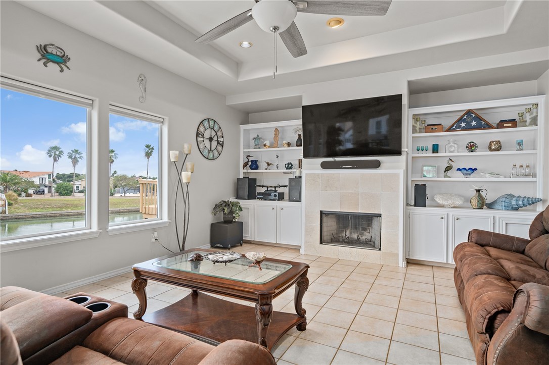 13750 Tajamar St Property Photo 11
