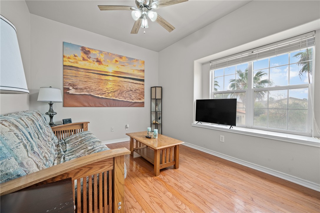 13750 Tajamar St Property Photo 15