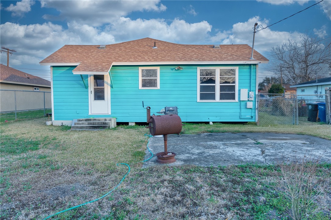 4509 Helen St Property Photo 16